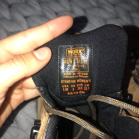 Work boots _ Hiking shoes - Picture 3 of 3